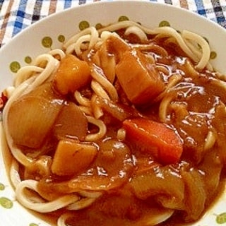 次の日のカレーで。和風カレーあんかけうどん。